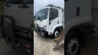 Isuzu truck review.