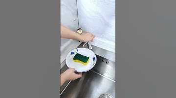 Lọ nước rửa chén trong bếp nên để dưới bồn rửa