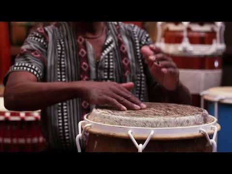 Mestre Caçapava tocando atabaconga do Instituto Tambor - YouTube