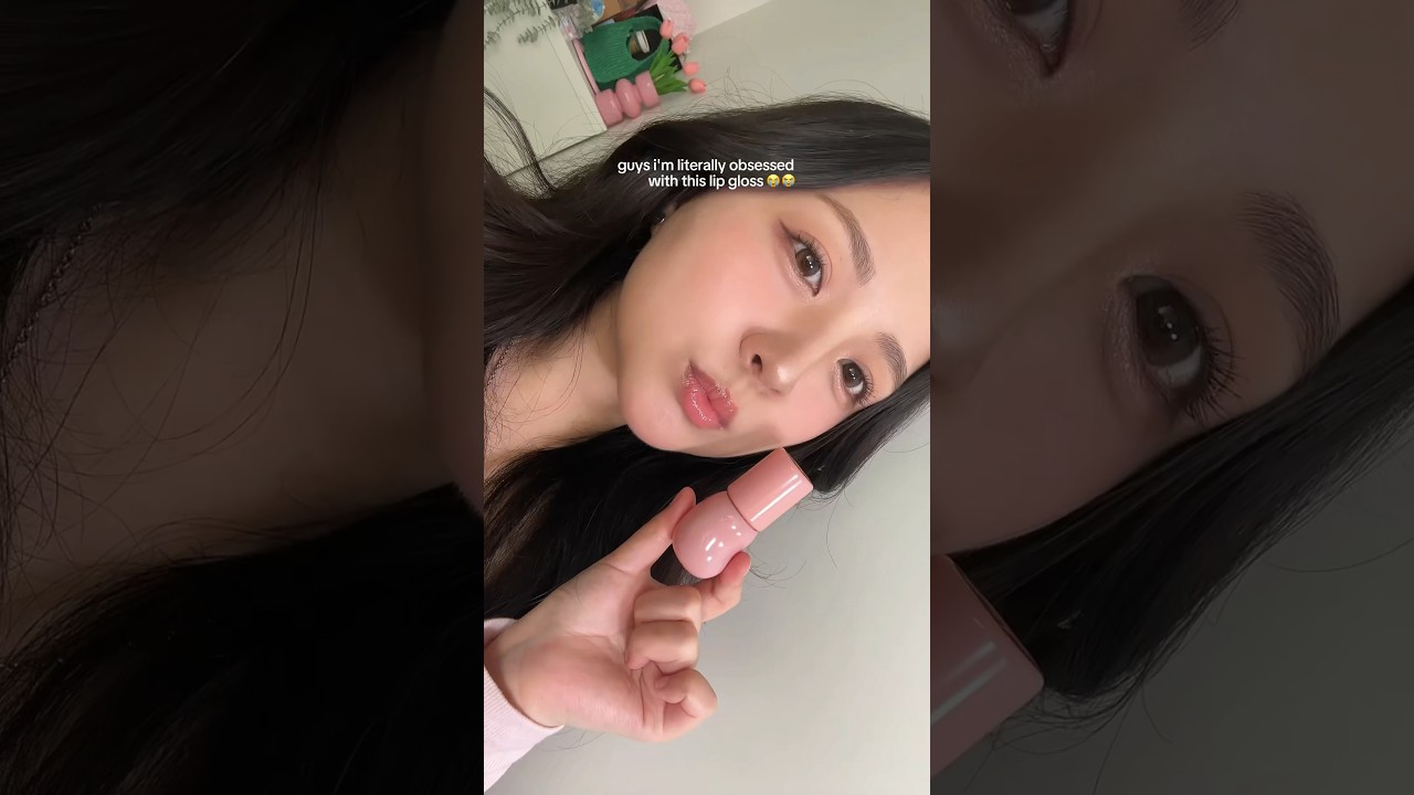 Literally obsessed with this fwee lip gloss 😭💗 