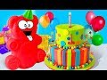 ¡FELIZ CUMPLEAÑOS PARA EL OSITO DE GOMA DE GELATINA! UNA CANCIÓN Y UNA TORTA DE REGALO