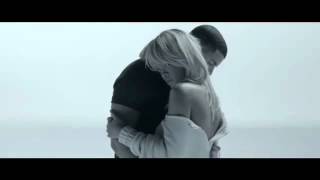 Miniatura de vídeo de "Take Care - Drake ft. Rihanna (Official Video).avi"