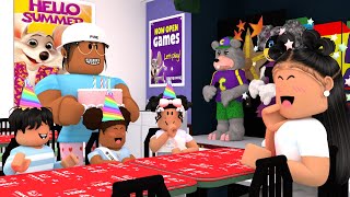 My TODDLERS 4TH Birthday PARTY! *Chuck E Cheese.. CHAOTIC* Roblox Bloxburg Roleplay