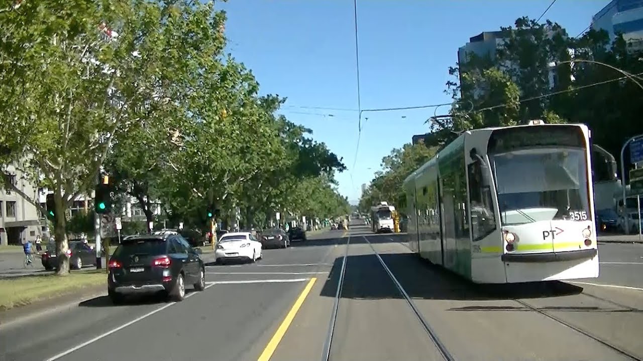 Driver's View Route 67 Carnegie Part 1. Uni to St Kilda Junction.