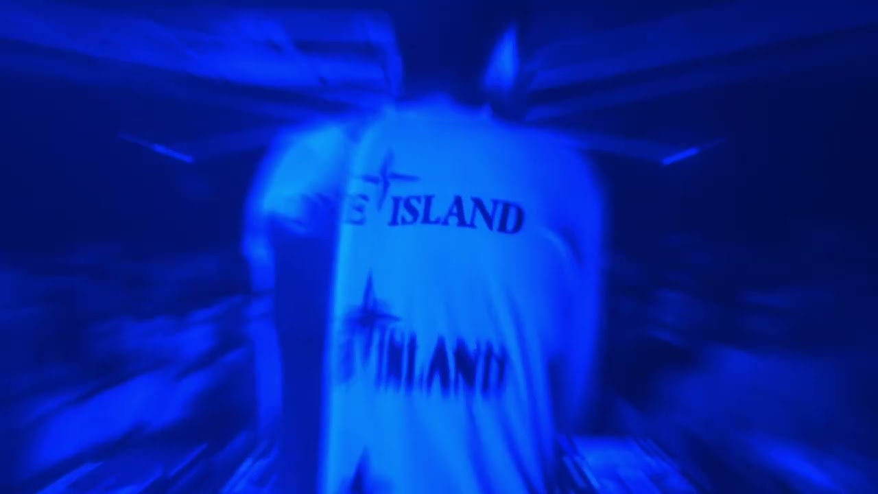 在 YouTube 上观看 SWIM - With U