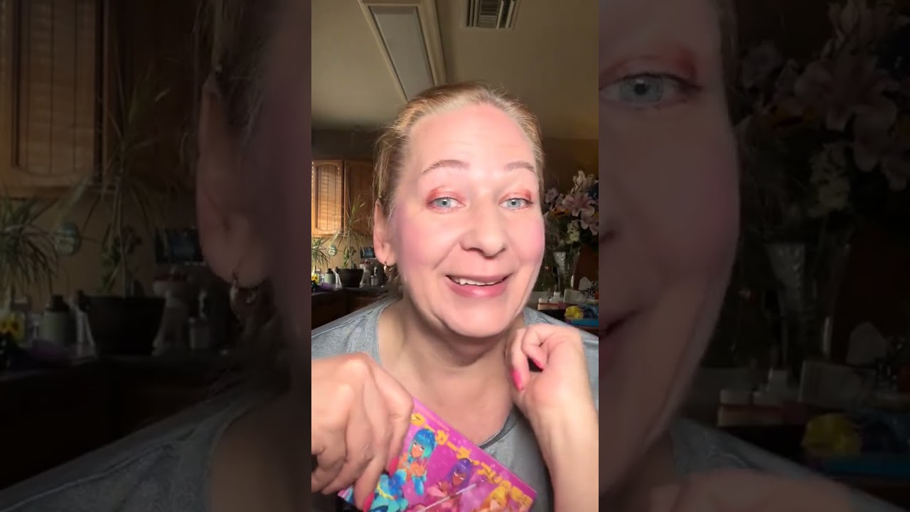 Magical Guardian's Glimmer Glitter Duochrome Eyeshadow Palette, Iridescent shimmer Makeup, Color