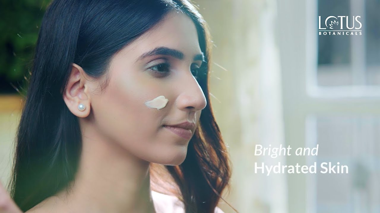 Bright Skin, Luminous Glow & Radiance with Lotus Botanicals Vitamin C Skin Brightening Day Crème