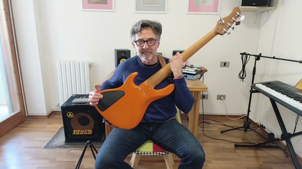 Basso Sadowsky Metro Express 5 corde Unboxing e prove 