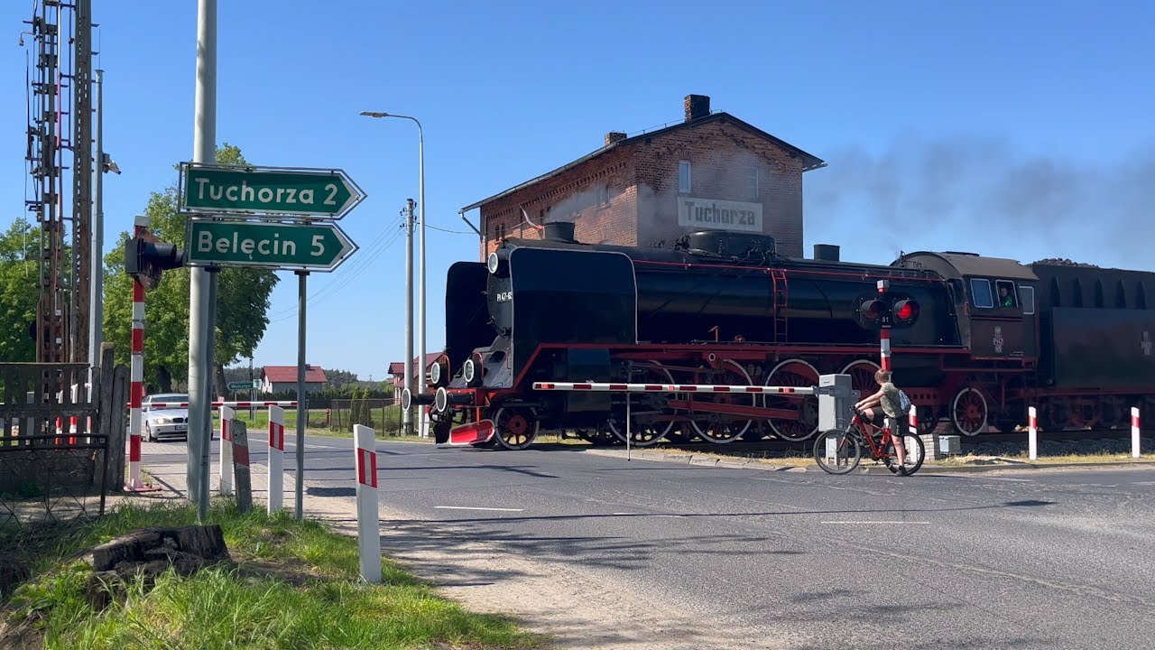 [4K] *POCIĄG RETRO* Przejazd kolejowy (SSP) P.O. Tuchorza // Polish Railroad Crossing