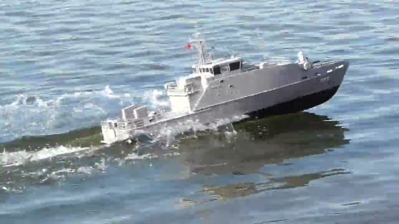 1/38 super-Guardian class patrol boat under the third trial run