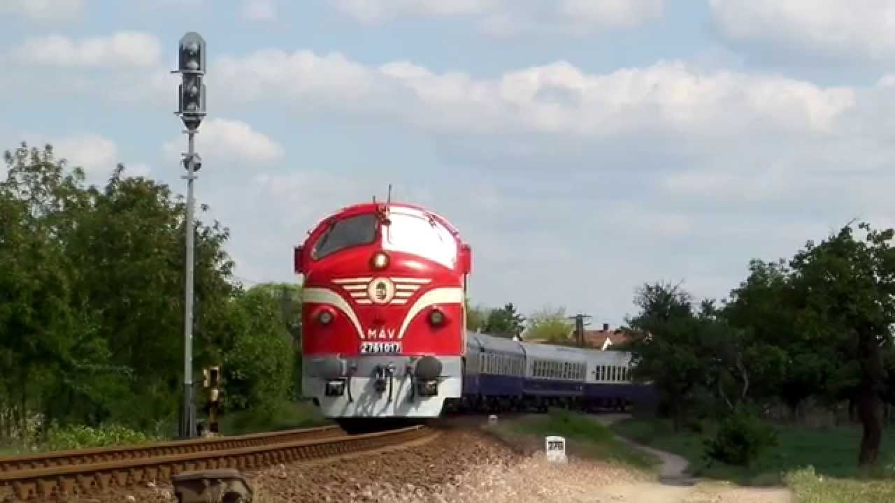 Balkan Odyssey Golden Eagle Danube Express érkezése ócsára