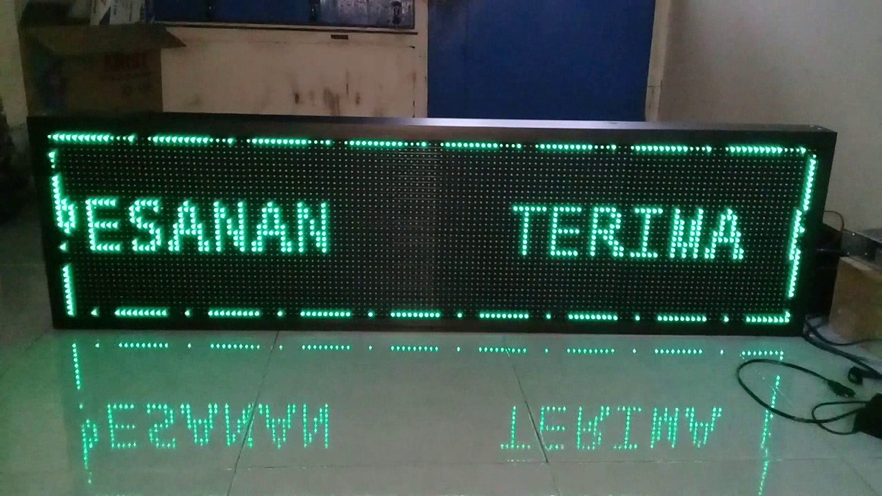 Running Text Hijau Green