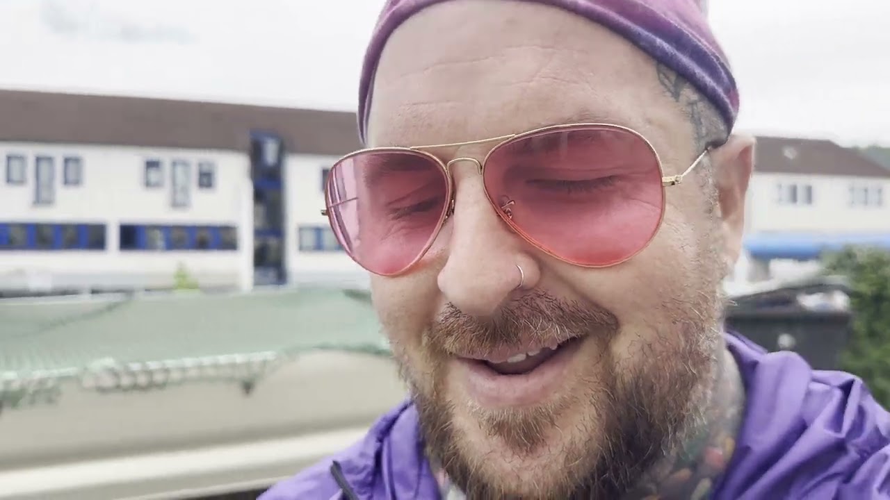 ZLOG - The OUTLANDISH Life of Zicky Dice: My first Time in Germany you JOGGEL!