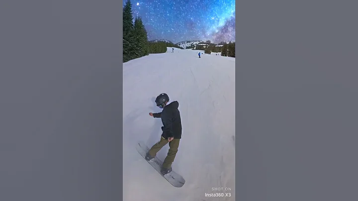 How I went snowboarding in space with the @insta360 X3 #insta360 #insta360winter #ski #snowboard
