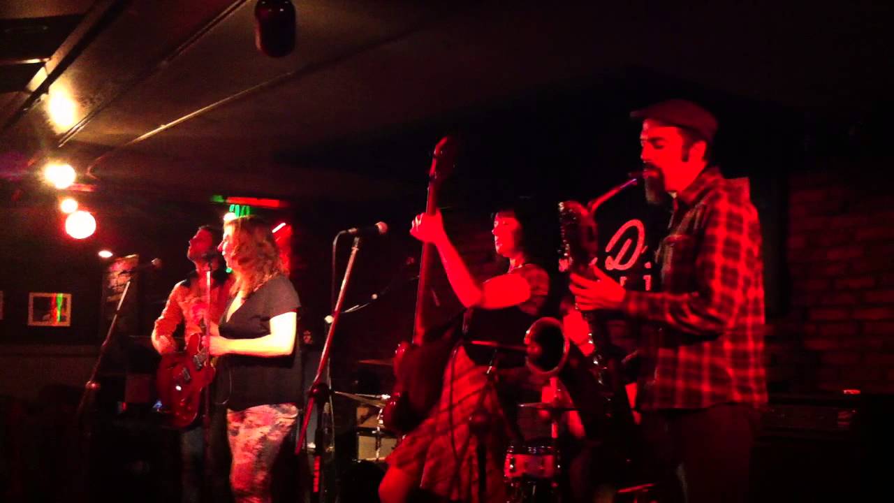 Andrea Gillis Band   Gin and Tonic