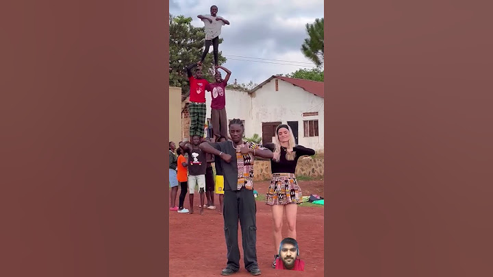 She stood on top of them and joined us😳😨 @isabellaafro #trendingshorts #travel #shorts #takitaki