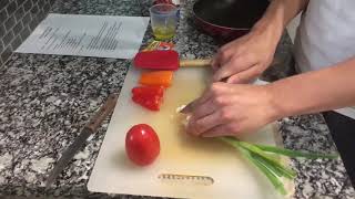 Cocinando Frijoles Guisados (Cooking Pinto Beans with Seasoning) | Wild Kinetics