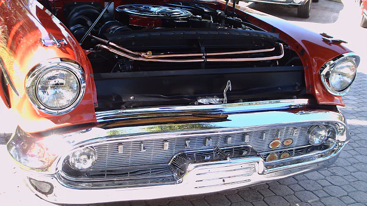 1957 Olds 98 Starfire Convertible RedWht MountDora050716
