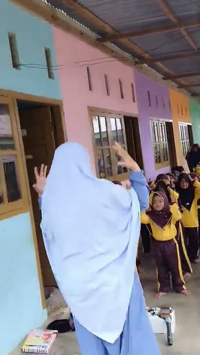 Keseruan senam bebek berenang untuk anak TK IT. #anak #tk #senam #bebek #berenang #seru #anaktk