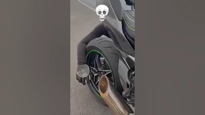 Kawasaki Ninja h2r versus zx-10r exhaust power