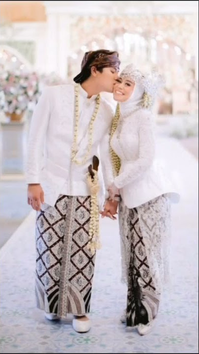Billar cium Dede Lesti di setiap kesempatan, aduh gak kuat