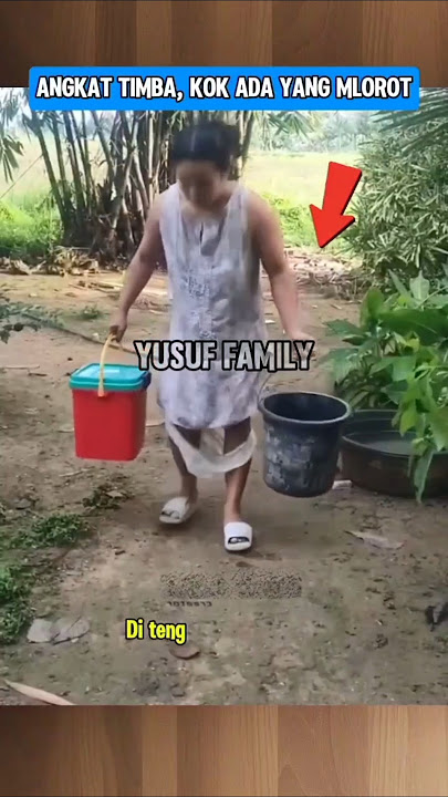 Ada yang aneh tuh, Daster melorot #shortsvideo #lucu #kocakabis #bikinngakak #funny #comedy