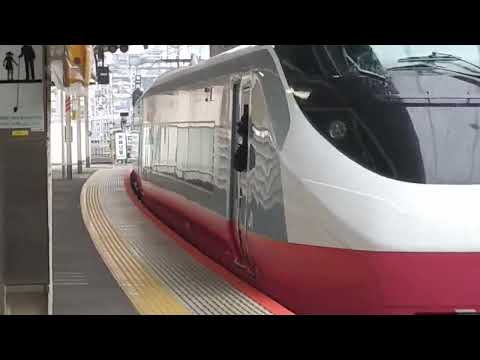 JRE657系　フレッシュひたちリバイバルカラー　スカーレットブロッサム色発車