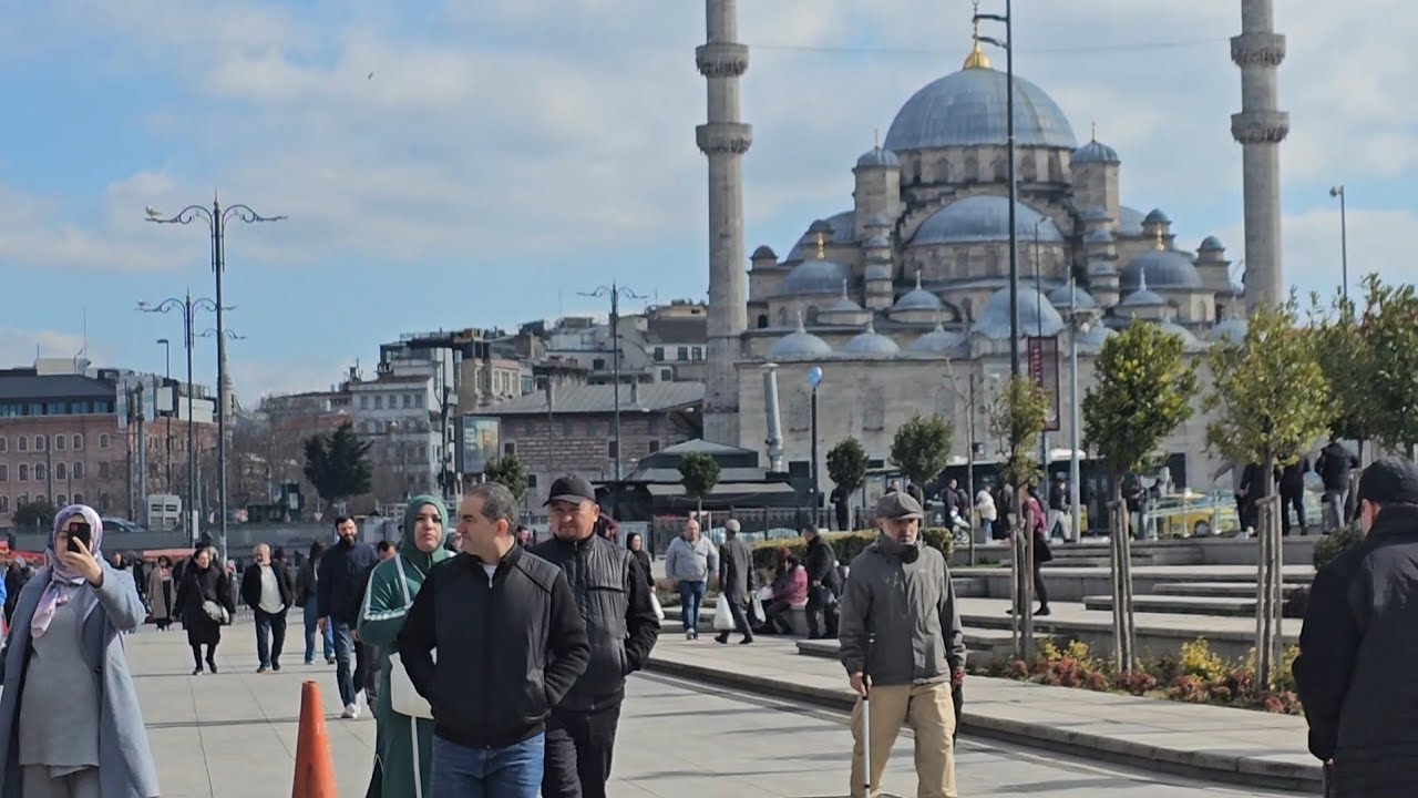 🇹🇷 Эминёню Европейская сторона Стамбула. Eminönü İstanbul #Türkiye 