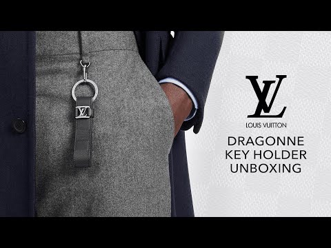 Louis Vuitton Dragonne Key Holder for Men Unboxing - INCREDIBLE Packaging  and Product Design! 