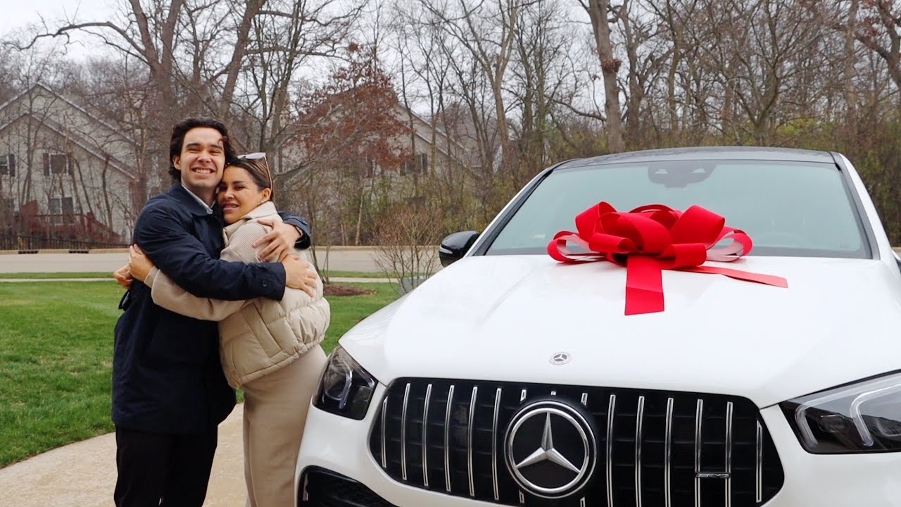 I bought my mom her dream car! - YouTube