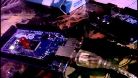 on off led Arduino controlled by Android Phone