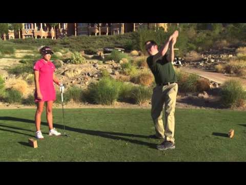 Real Golf 2011 iPhone - Josh vs. Natalie Gulbis
