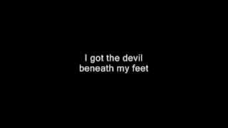 Marilyn Manson - The Devil Beneath My Feet (LYRIC)