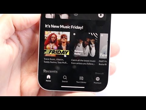 How To FIX Music Not Playing On CarPlay/Android Auto 2025