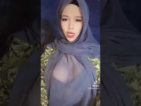 Tudung Lutsinar nampak dada