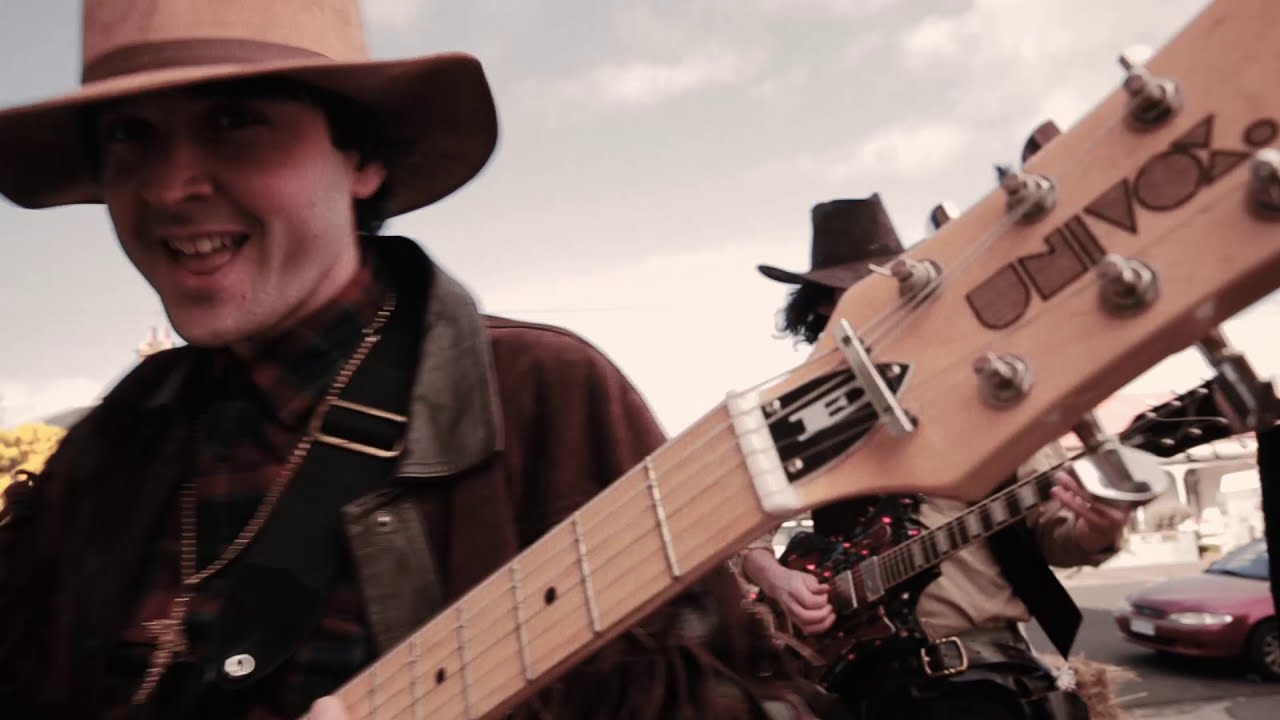 DRUNK MUMS - URBAN COWBOY