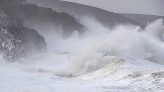 video: Storm Ellen's winds of up to 79mph set record for highest ever share of wind power to grid 