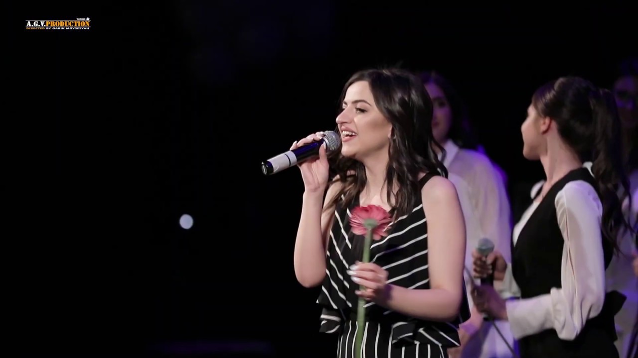 Charles Aznavour - J'aime Paris au mois de mai (cover by Only Girls)