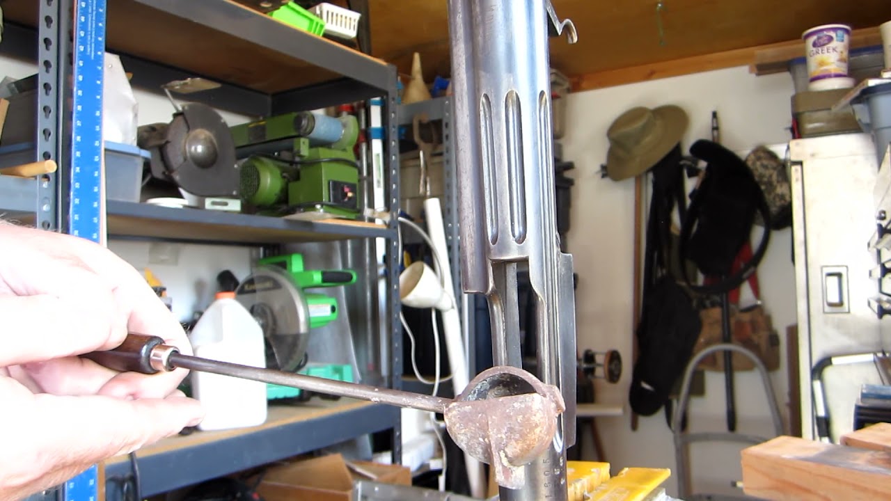 Removing a stuck case from an 1889 Swiss rifle YouTube