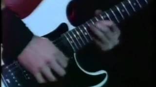 Ozzy Osbourne - Bark at the Moon (Live 1983) Legendado chords