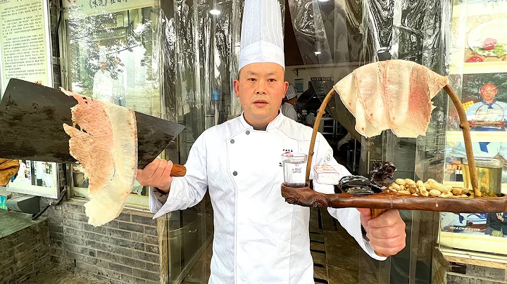 Try Lizhuang boiled pork, the master is good at cutting it into thin slices, 45 yuan per 250 g - 天天要聞