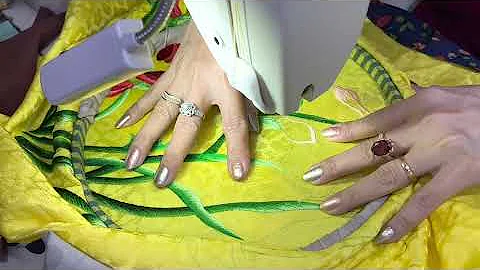 Hoa Ngh Ty - Saffron Flower Emdroidery