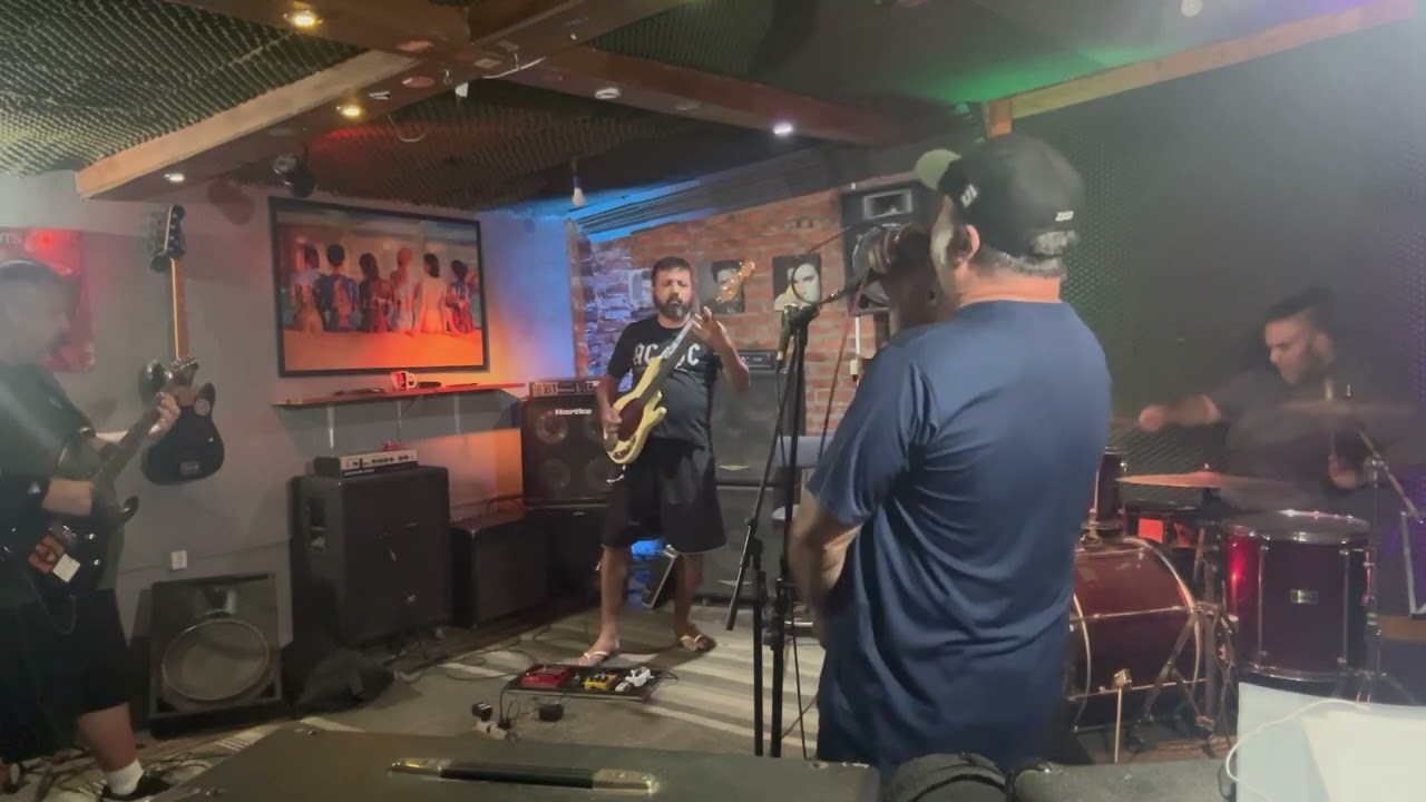 Só Pego no Tranco (Ensaio HN - 04-02-2026)