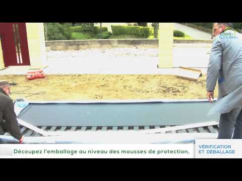 Installation du portail coulissant, vérification du colis par Logis et Clôtures