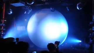 A&D Inflatable Ball Launching Gimmick