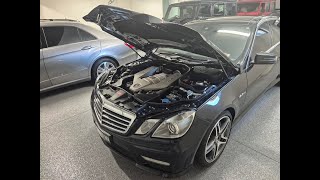 Mercedes w212 - Replacing the bonnet struts