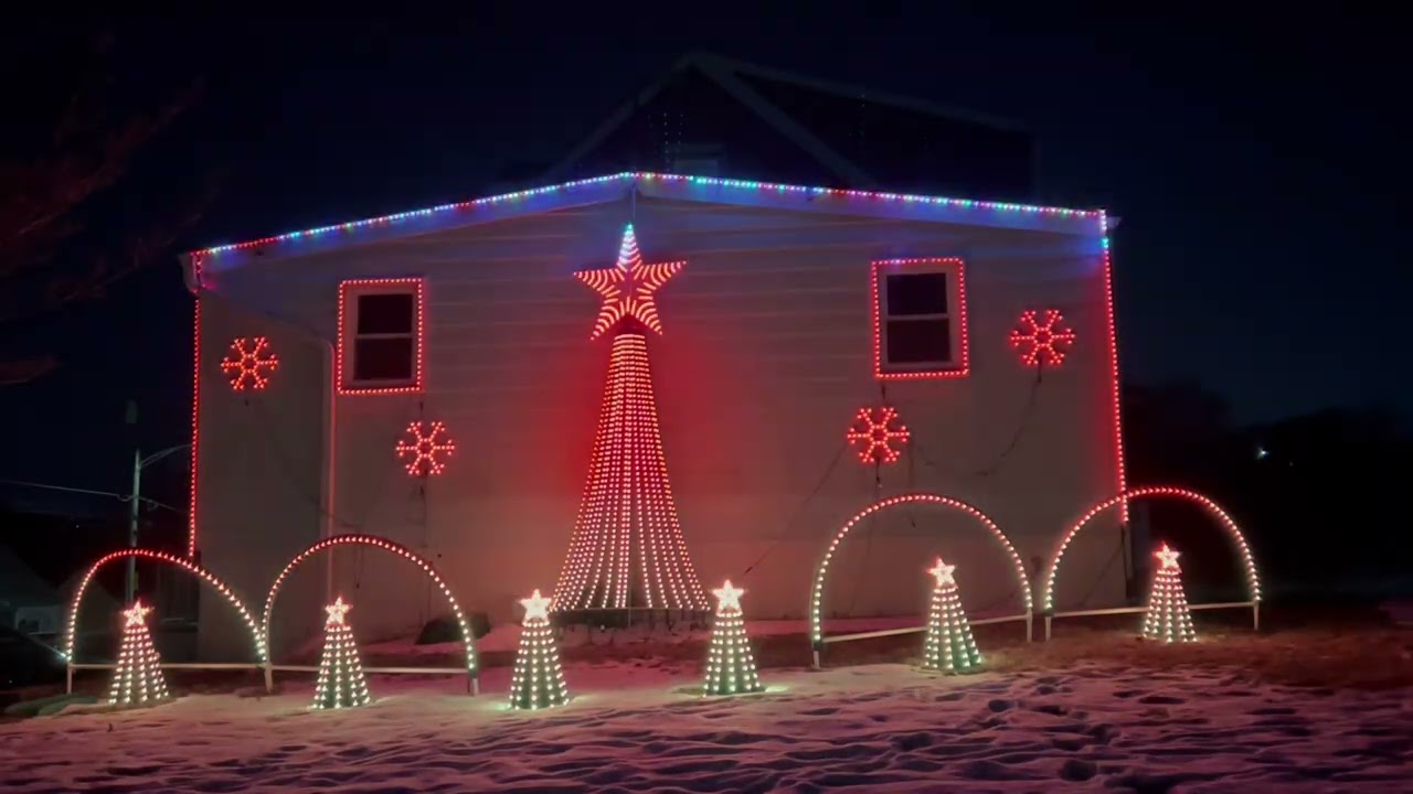 2025 Christmas Light Show - Wizards in Winter