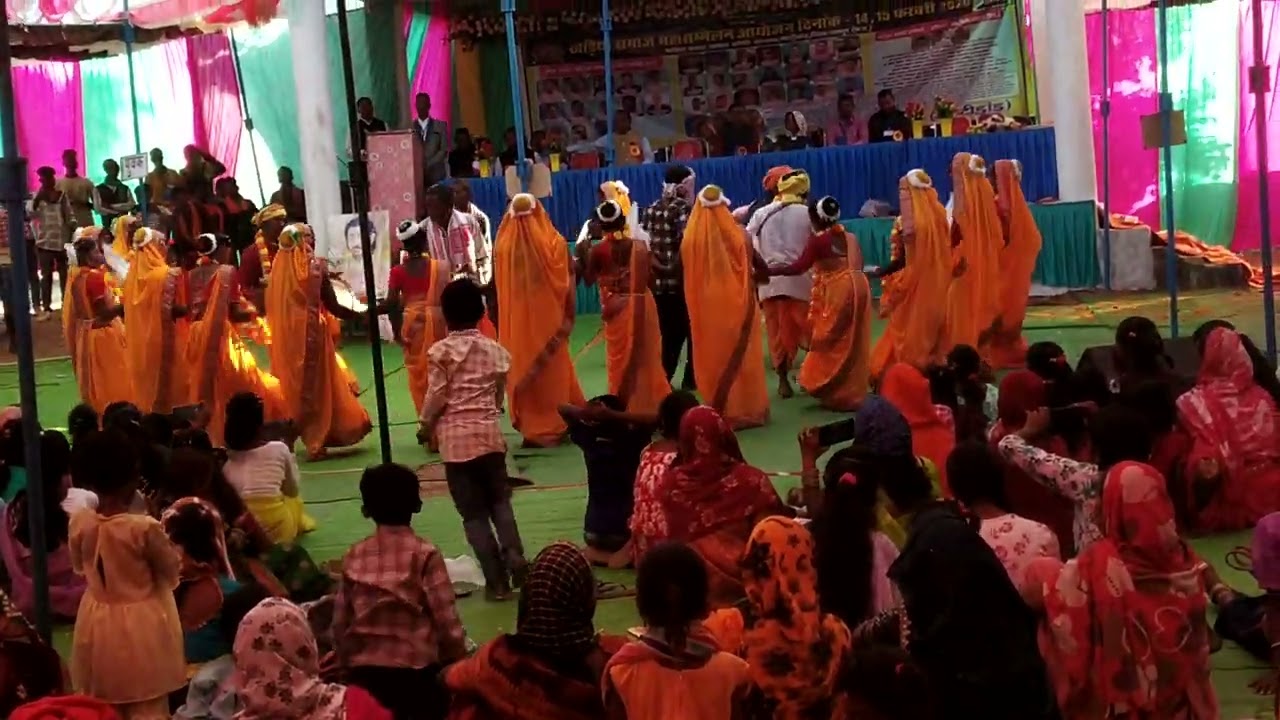   Konpara chatidand Khadiya shamajik shamelan 