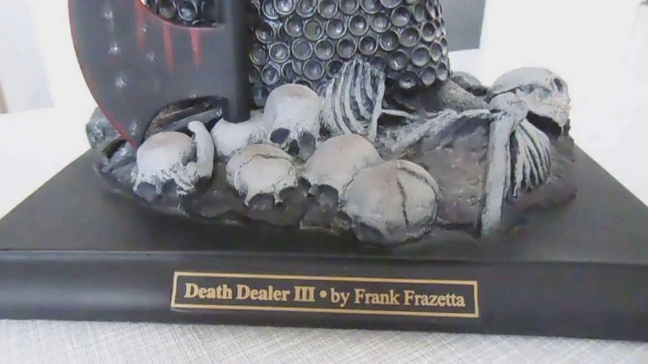 DARK HORSE FRANK FRAZETTA´S DEATH DEALER STATUE!