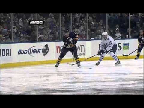 Derek Roy goal. Toronto Maples Leafs vs Buffalo Sa...